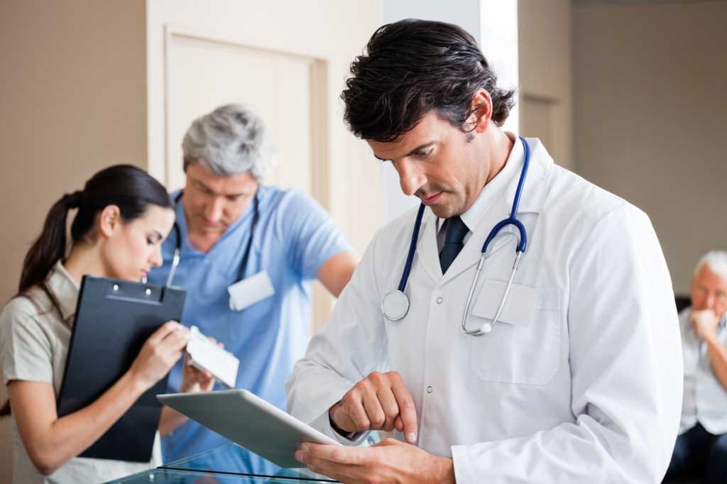 Healthcare-doctor-with-tablet
