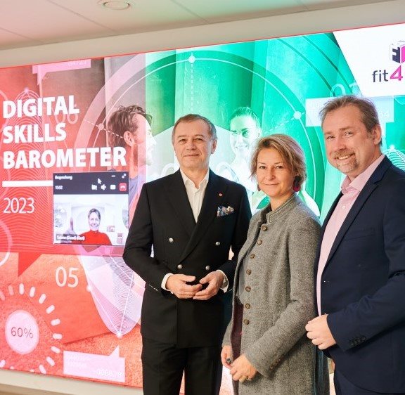 Digital Skills Barometer Österreich 2023: Denn sie wissen (oder nicht), was sie tun
